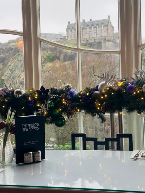 Edinburgh Princes Street the Willow Tea Room castle view Medium