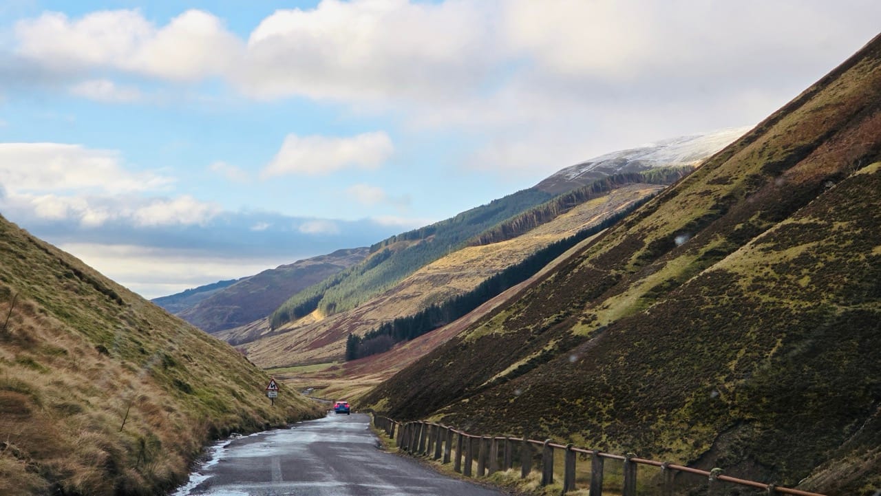 Edinburgh to Grey Mares Tail dec 24 Large 1