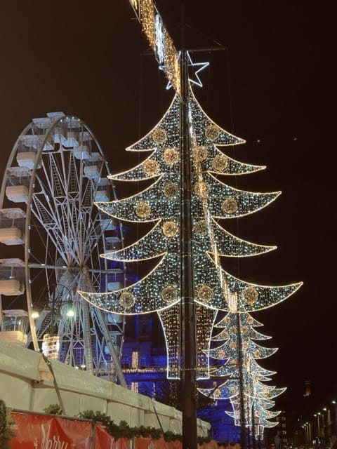 Glasgow George Square 2 Medium