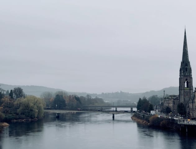 Perth River Tay autumn Nov Large 1