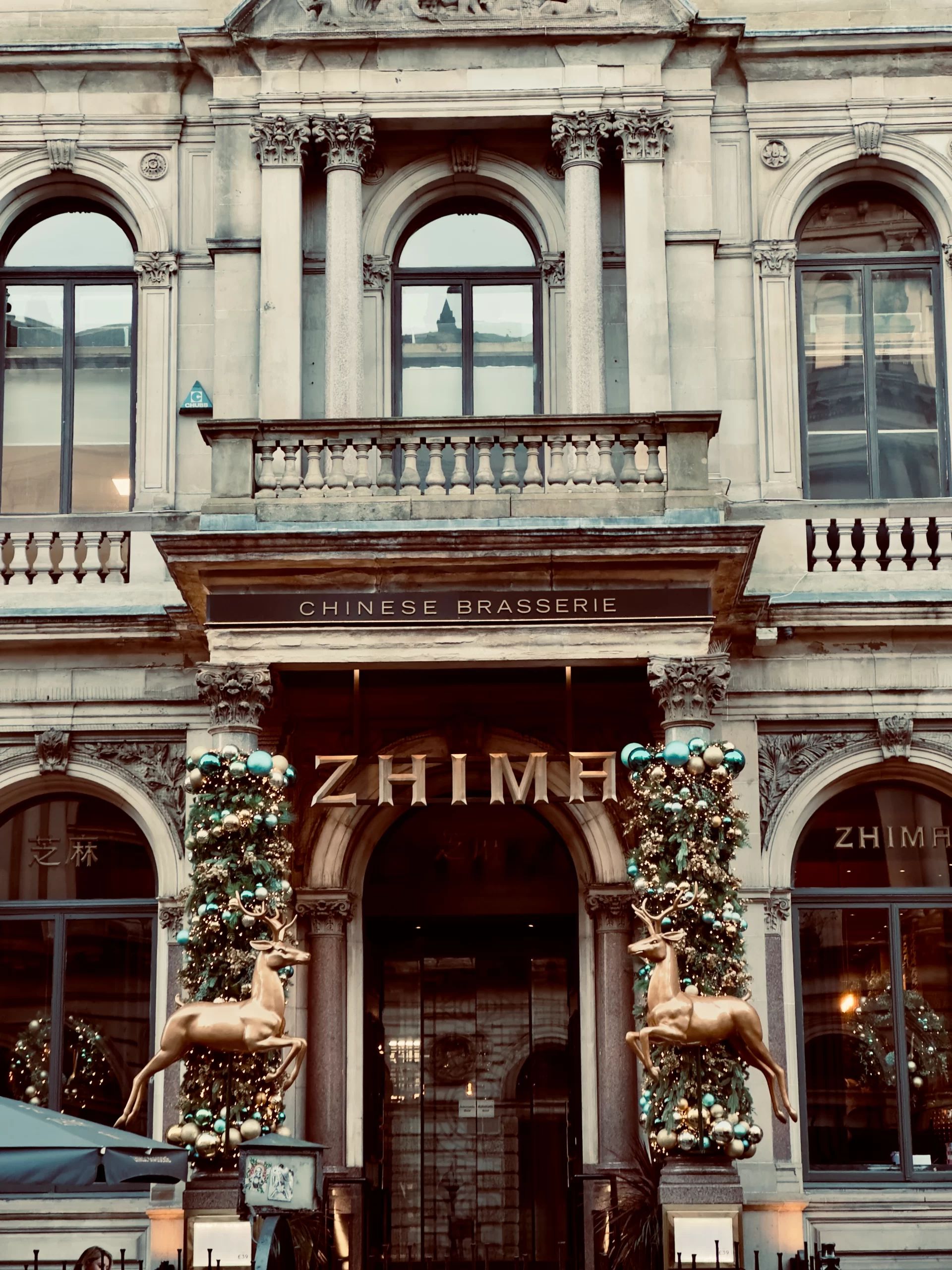 Giáng sinh ở Glasgow: Một thiên đường mùa đông cho mua sắm, giải trí và lễ hội 22 Glasgow Merchant city 2 scaled